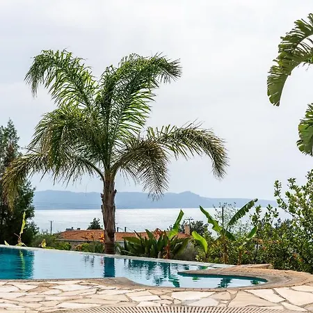Efi's Stone House-stunning Sea & Mountain Views Βίλα Αργάκα