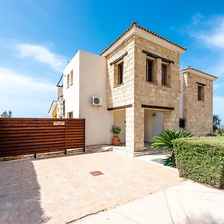 Efi's Stone House-stunning Sea & Mountain Views